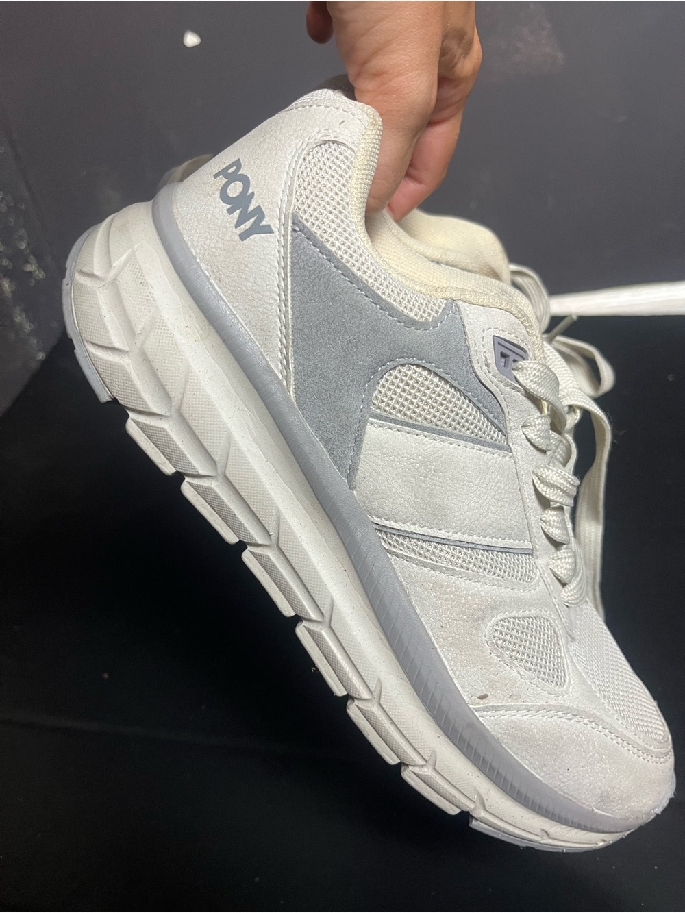 Pony White/Gray Women’s Running Shoes Size 8.5